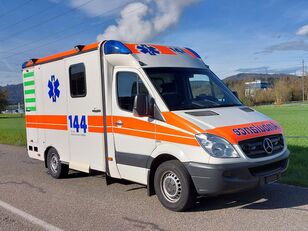 ambulan MERCEDES-BENZ Sprinter 319 CDI