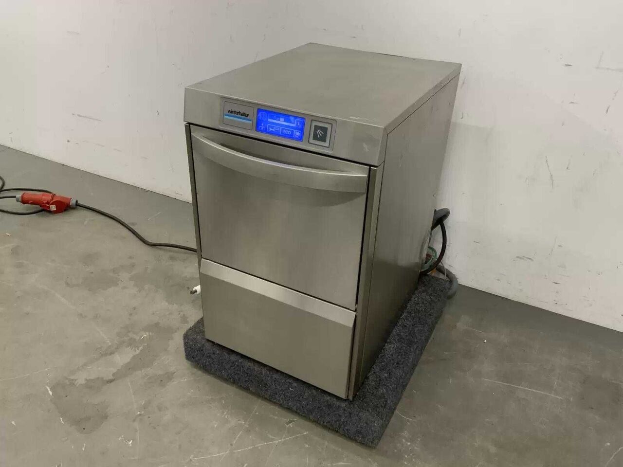 mesin pencuci piring Winterhalter UC-S