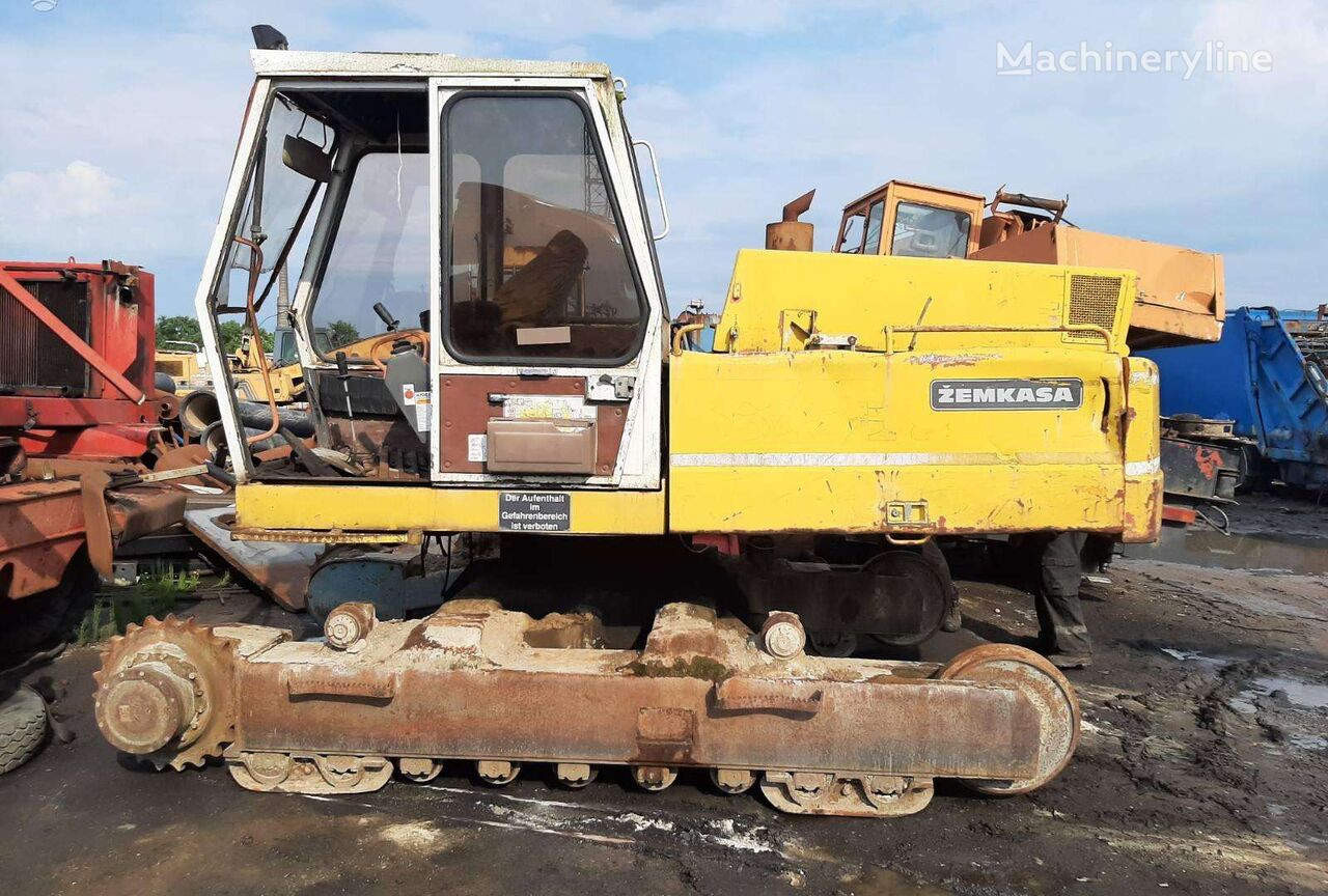 excavator dengan track Atlas 1604LC