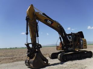 excavator dengan track Caterpillar 323FL untuk suku cadang