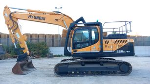excavator dengan track Hyundai Robex 210