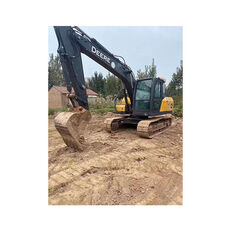 excavator dengan track John Deere E130