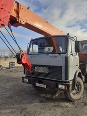 mobile crane KTA Silach dengan sasis MAZ 5337