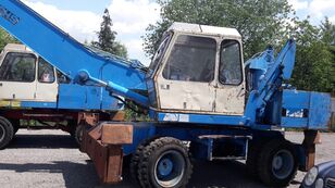 peralatan penanganan material FUCHS 714 MU