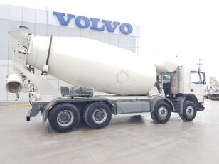 truck pencampur adonan beton VOLVO fm380