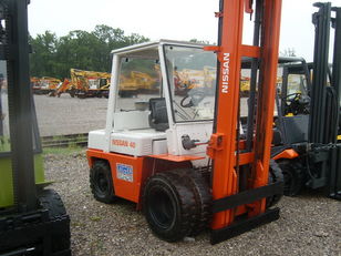 forklift NISSAN 40
